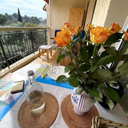 Logement Cosy, Situe Entre Ciel Et Mer ว็องส์ ภายนอก รูปภาพ