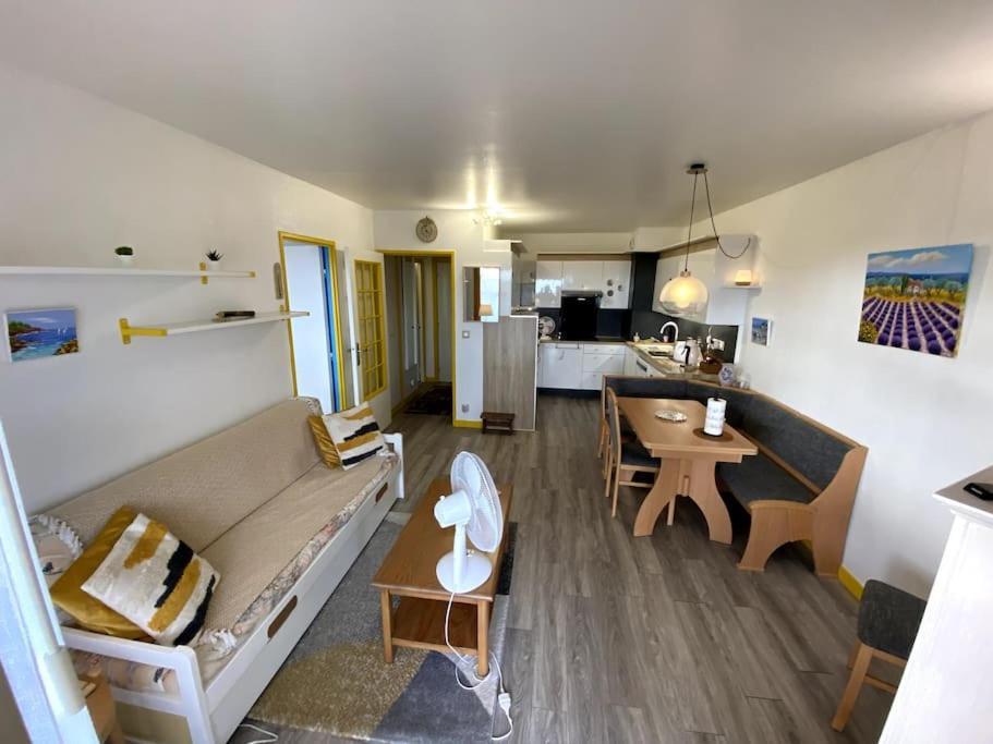 Logement Cosy, Situe Entre Ciel Et Mer ว็องส์ ภายนอก รูปภาพ